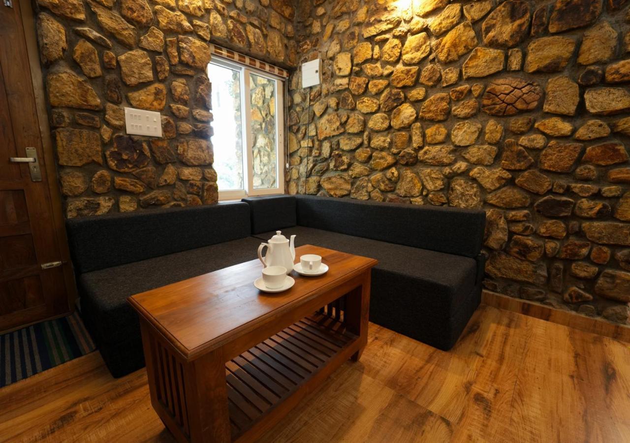Tiyans Stone Castle Private Tea Villa Vagamon By Voye Homes Exteriér fotografie